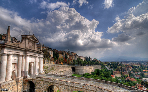 Bergamo (Italy) by Mor (bcnbits)